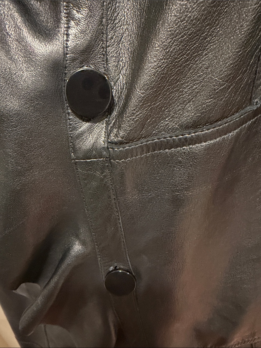 Italian Reversible Leather Jacket with Ruffles - Picture 14 of 14